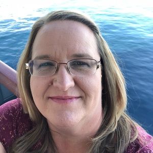 Meet your Posher, Pam